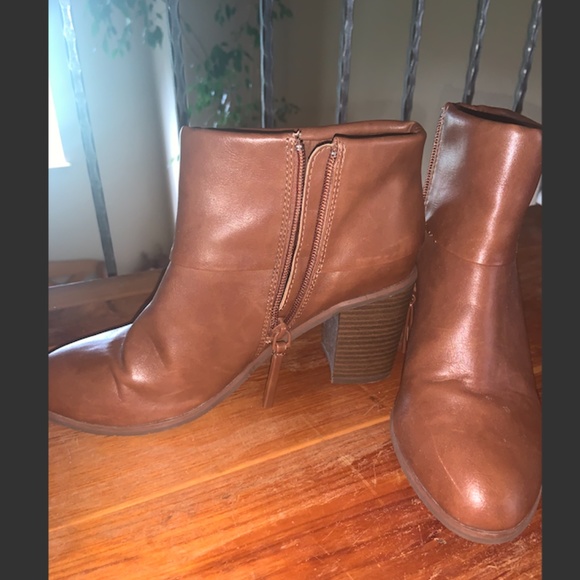 BC Footwear Brown Booties Women's Size 8.5 - Picture 9 of 9